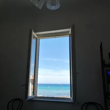 South Western Apartment *
